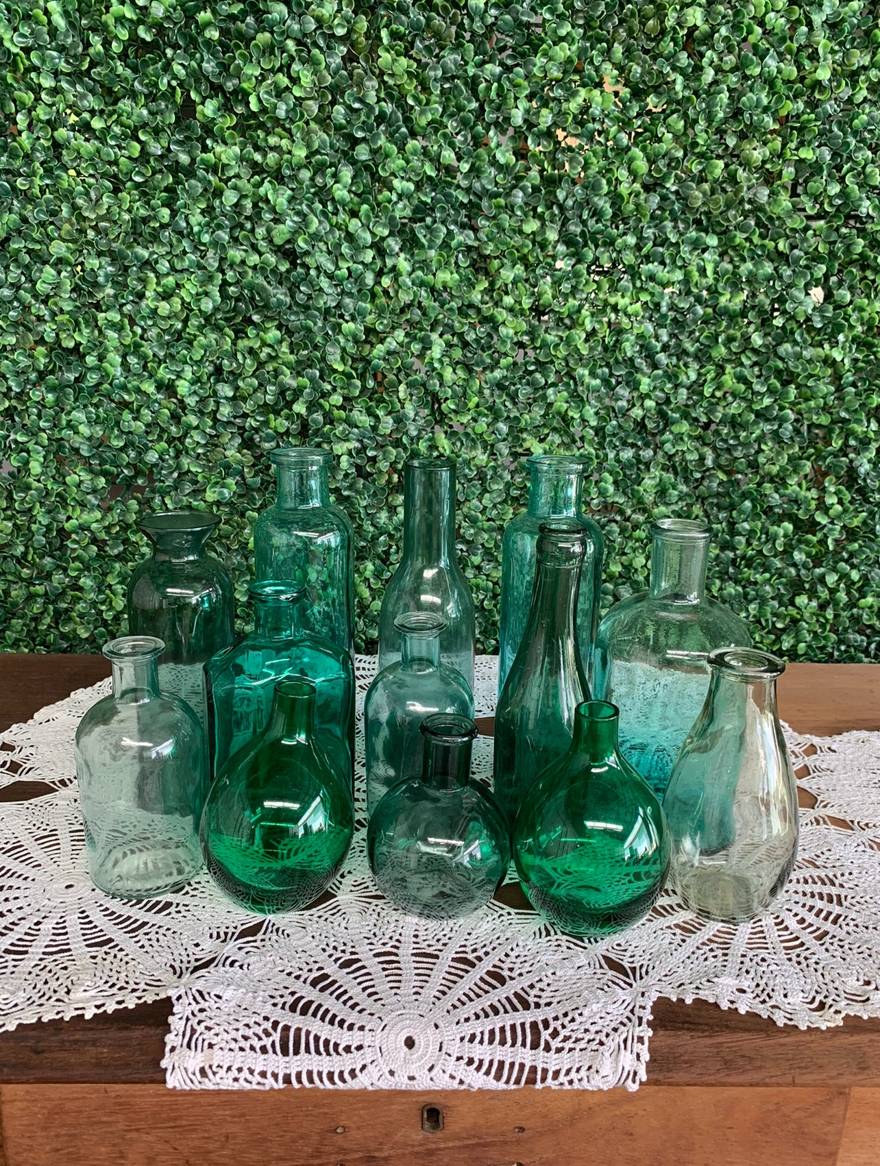 Vases Mixed Sizes - Wedding & Event Hire Green Bundle x 13