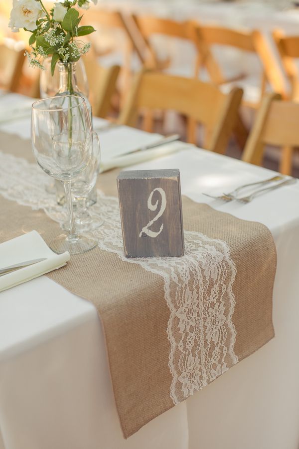 Table Runners - Lace & Burlap Rockhampton Vintage Hire