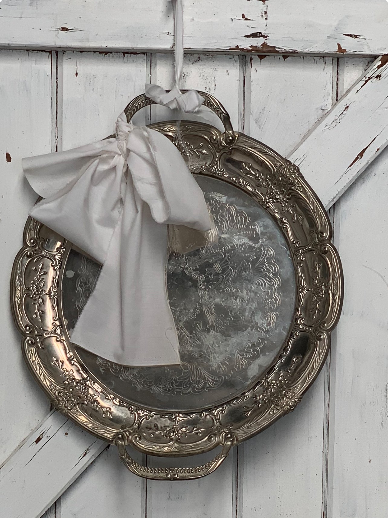 Vintage Serving Tray - Round Silver Rockhampton Vintage Hire