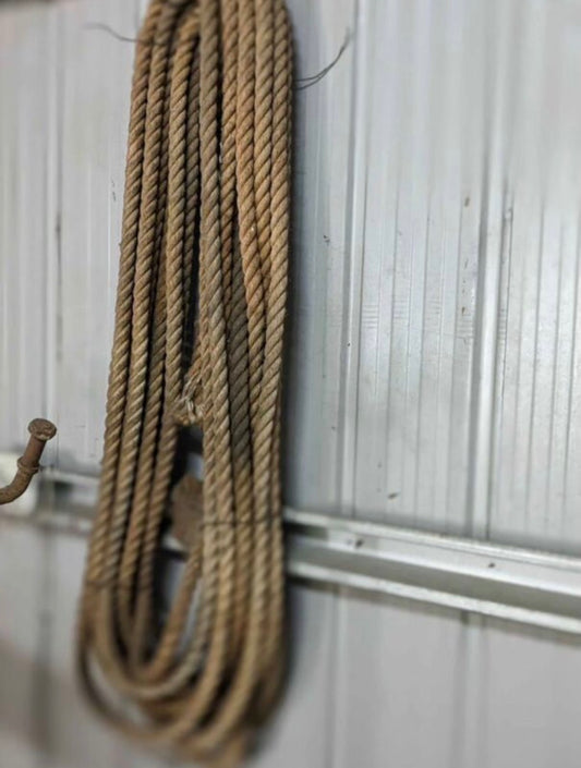 Rope Decor Will Suit Nautical & Vintage Styling