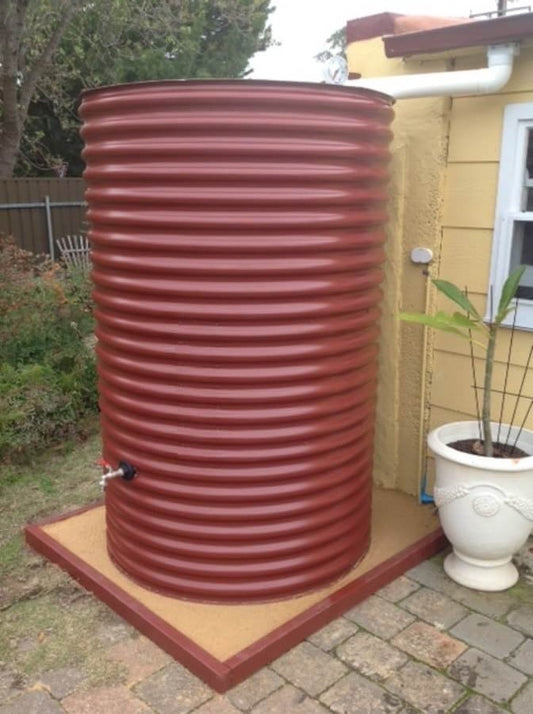 Rustic Water Tank Prop