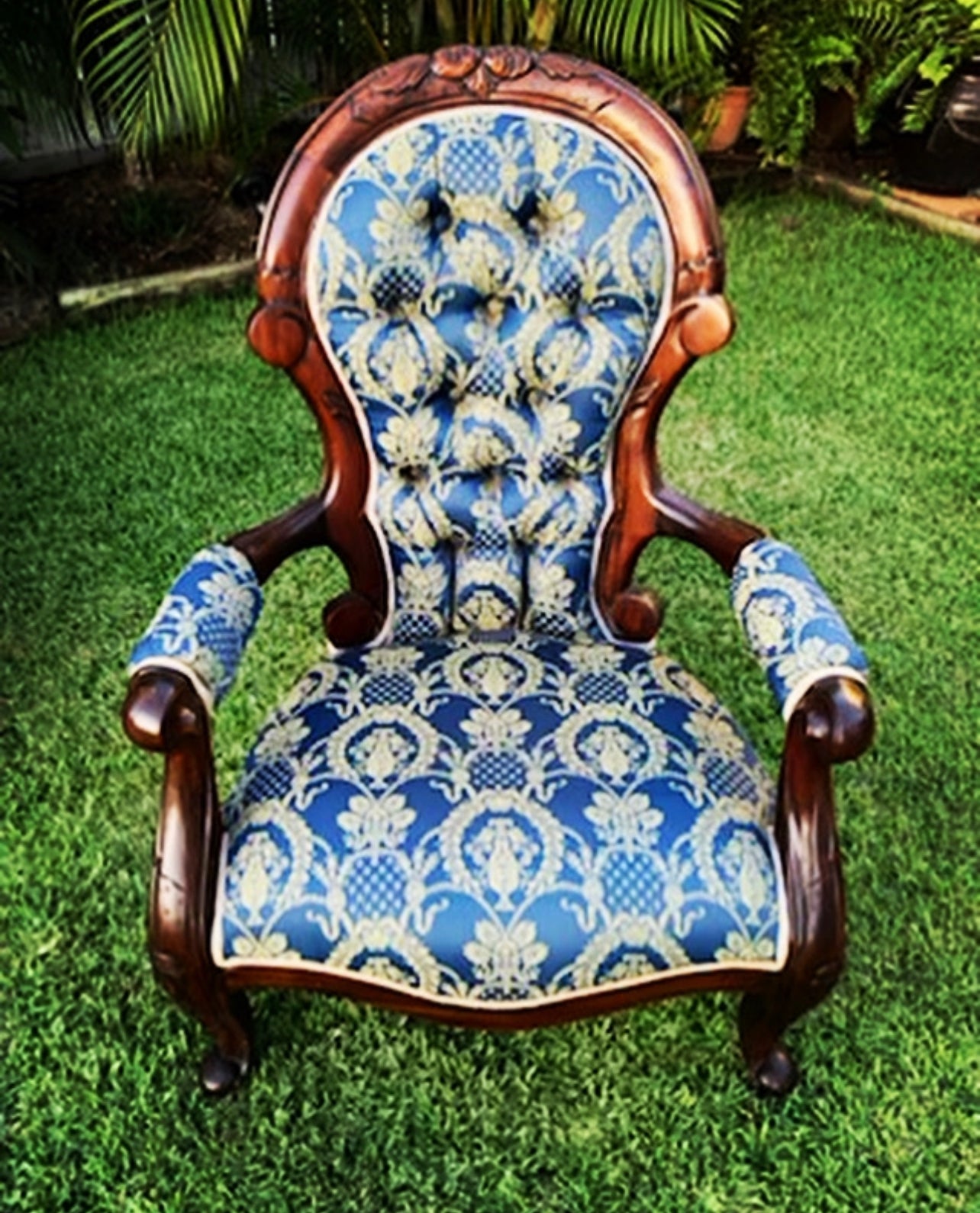 Couch - Blue & White Armchairs Rockhampton Vintage Hire