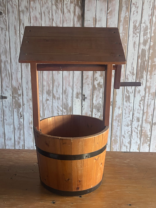 Our timber traditional style wishing well has been a long time popular choice, this style teams perfectly with a wine barrel styling theme. Rockhampton Vintage Hire