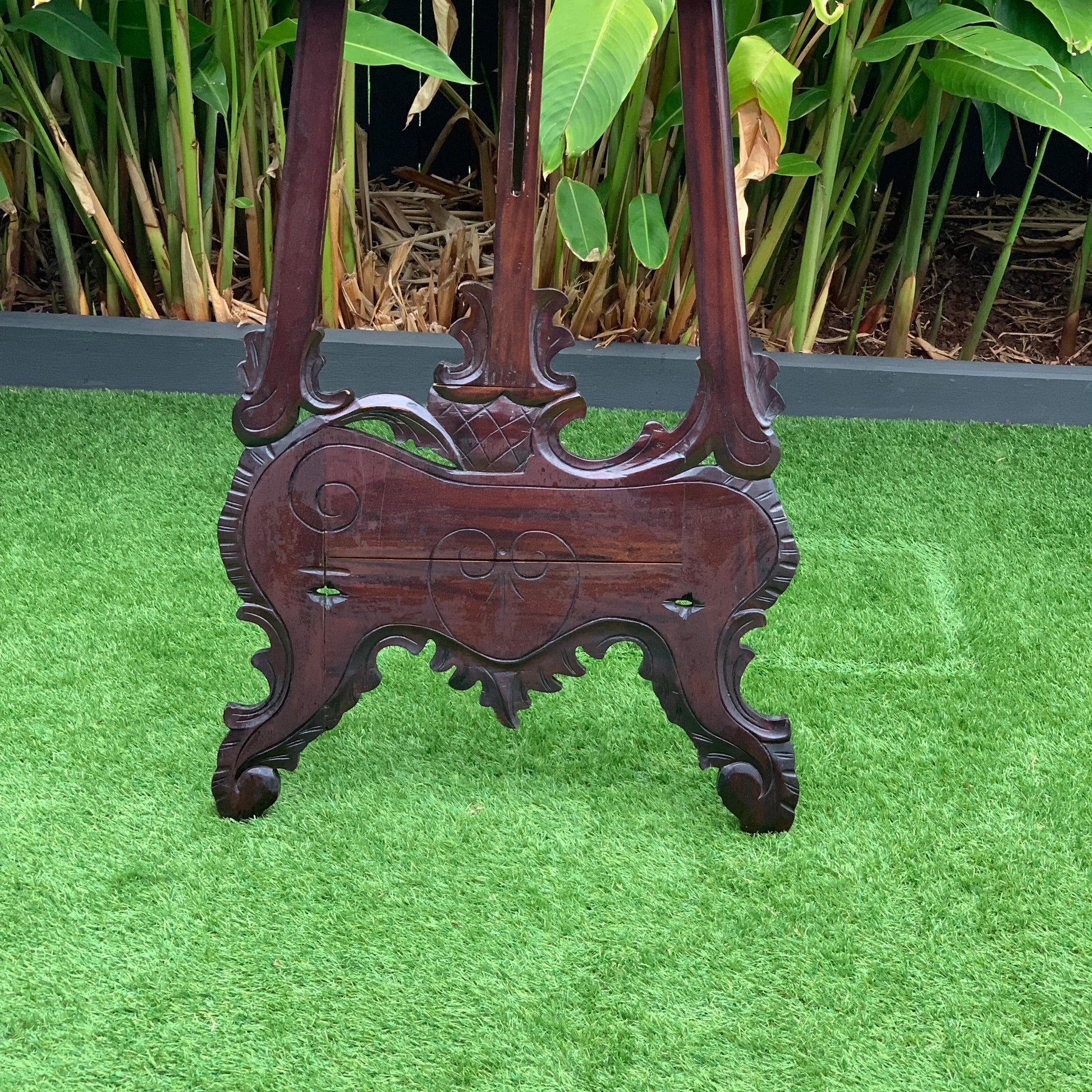 Easel - Ornate Wood Rockhampton Vintage Hire